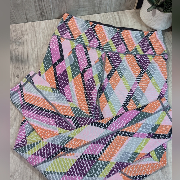 Victoria's Secret Leggings Size Medium - Picture 4 of 8